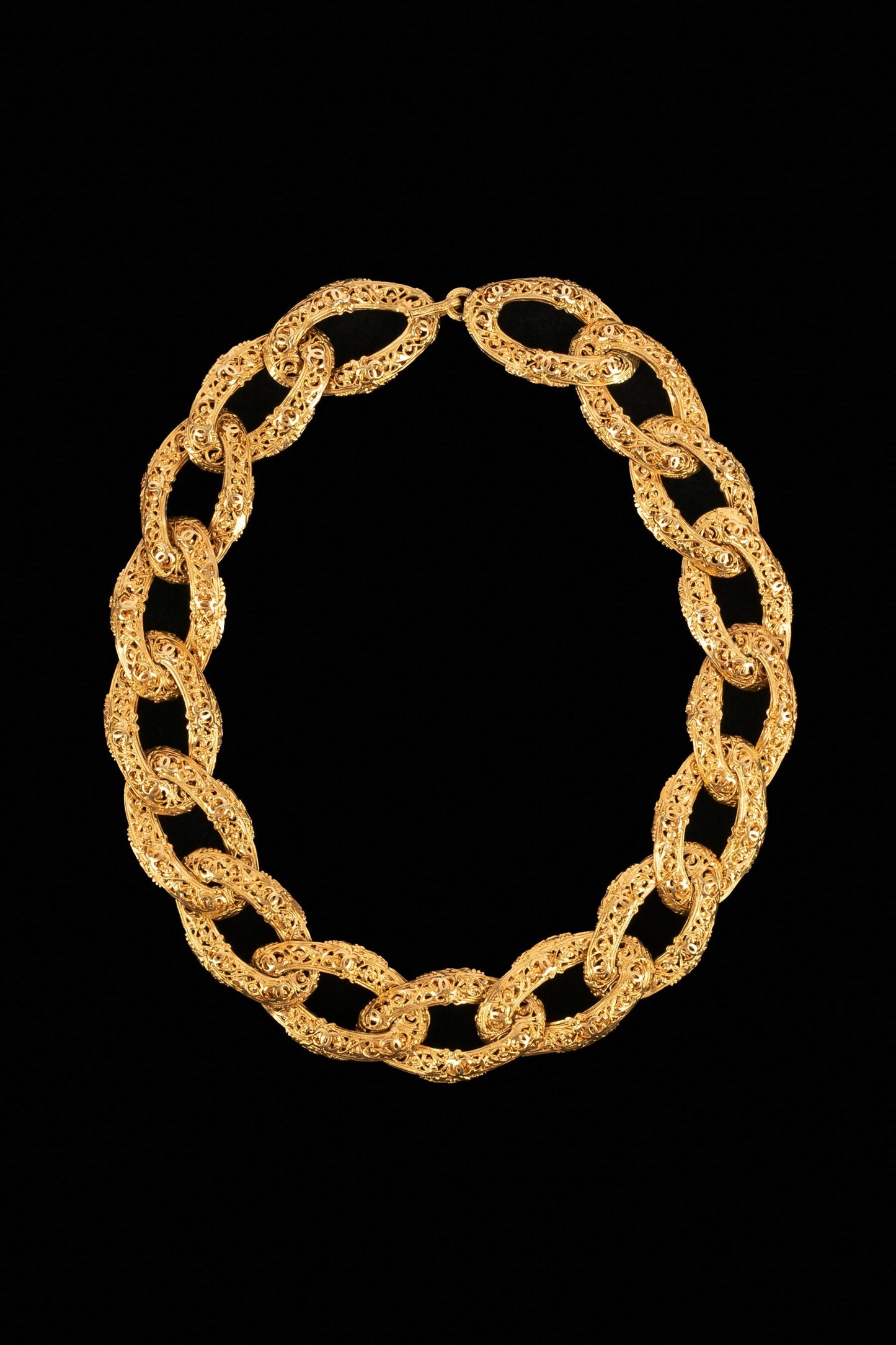 Collier dorÃ© Chanel 1990's