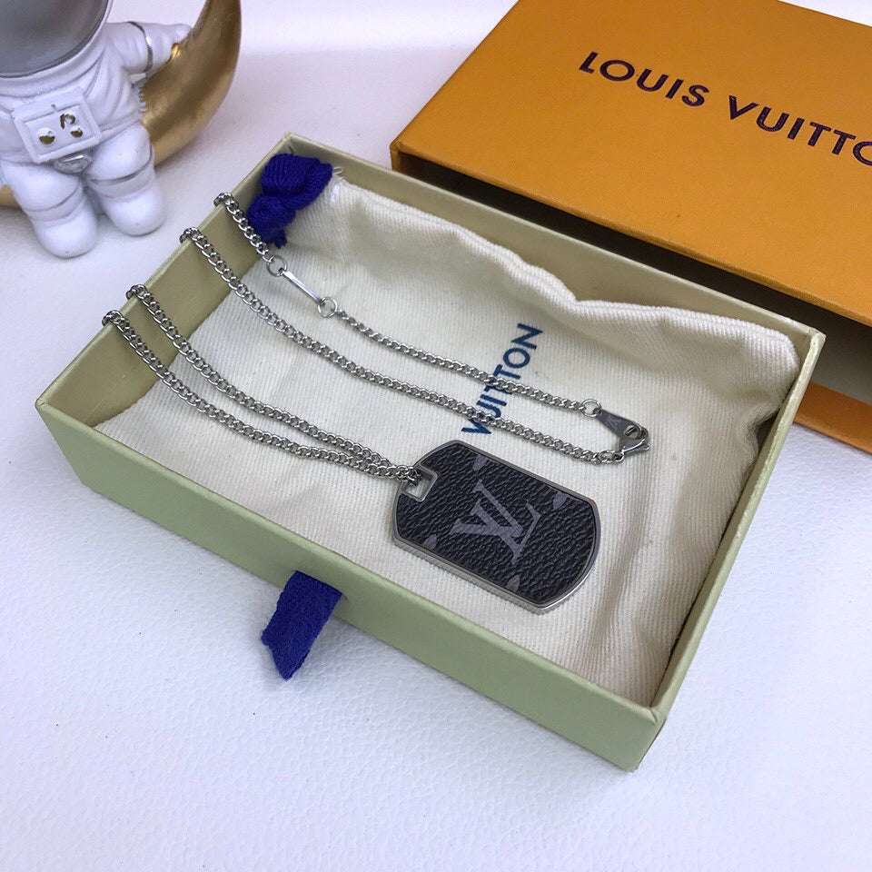 GLM - Top Quality Necklace LUV010