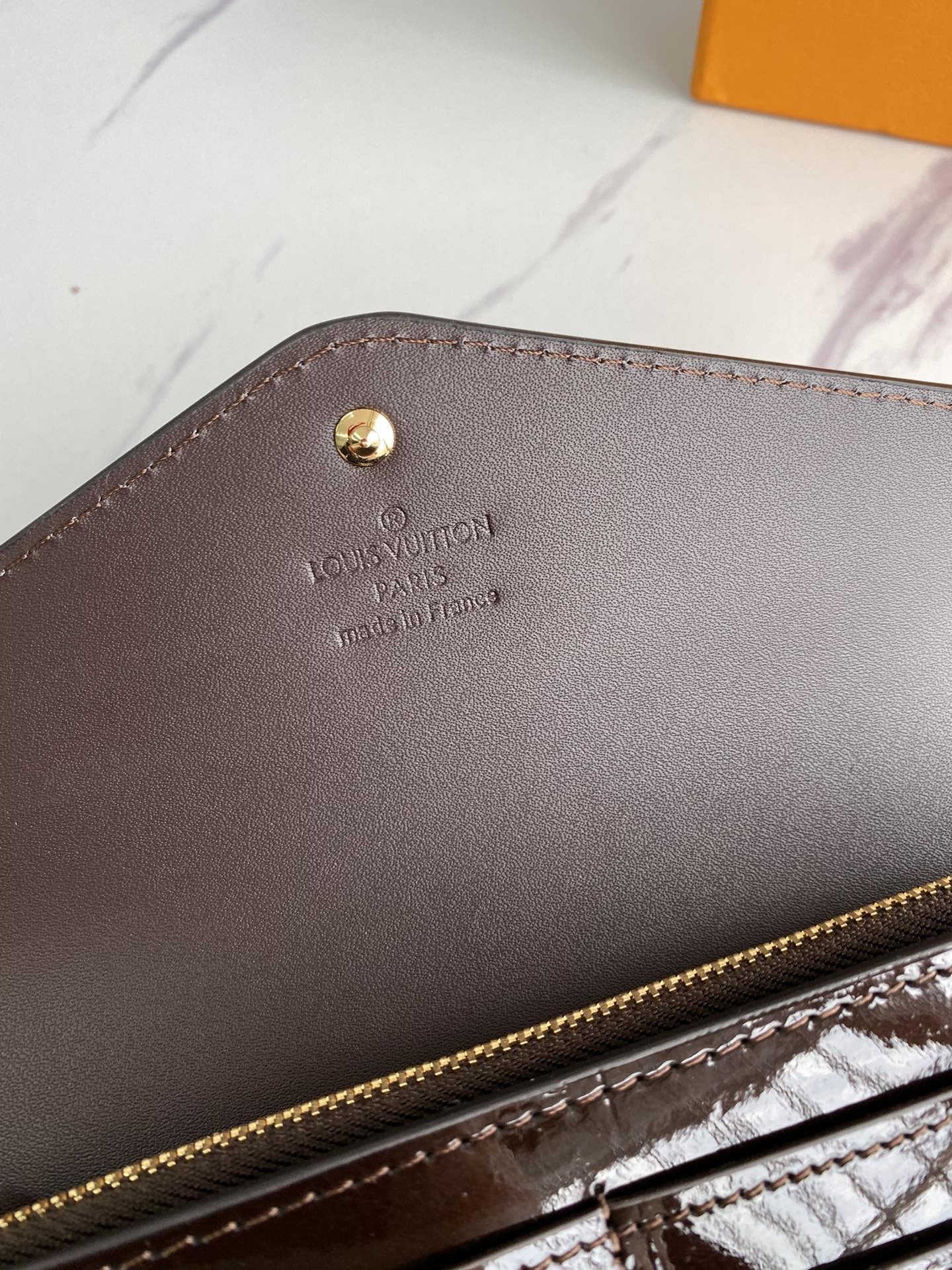 GLM - Top Quality Wallet LUV 003