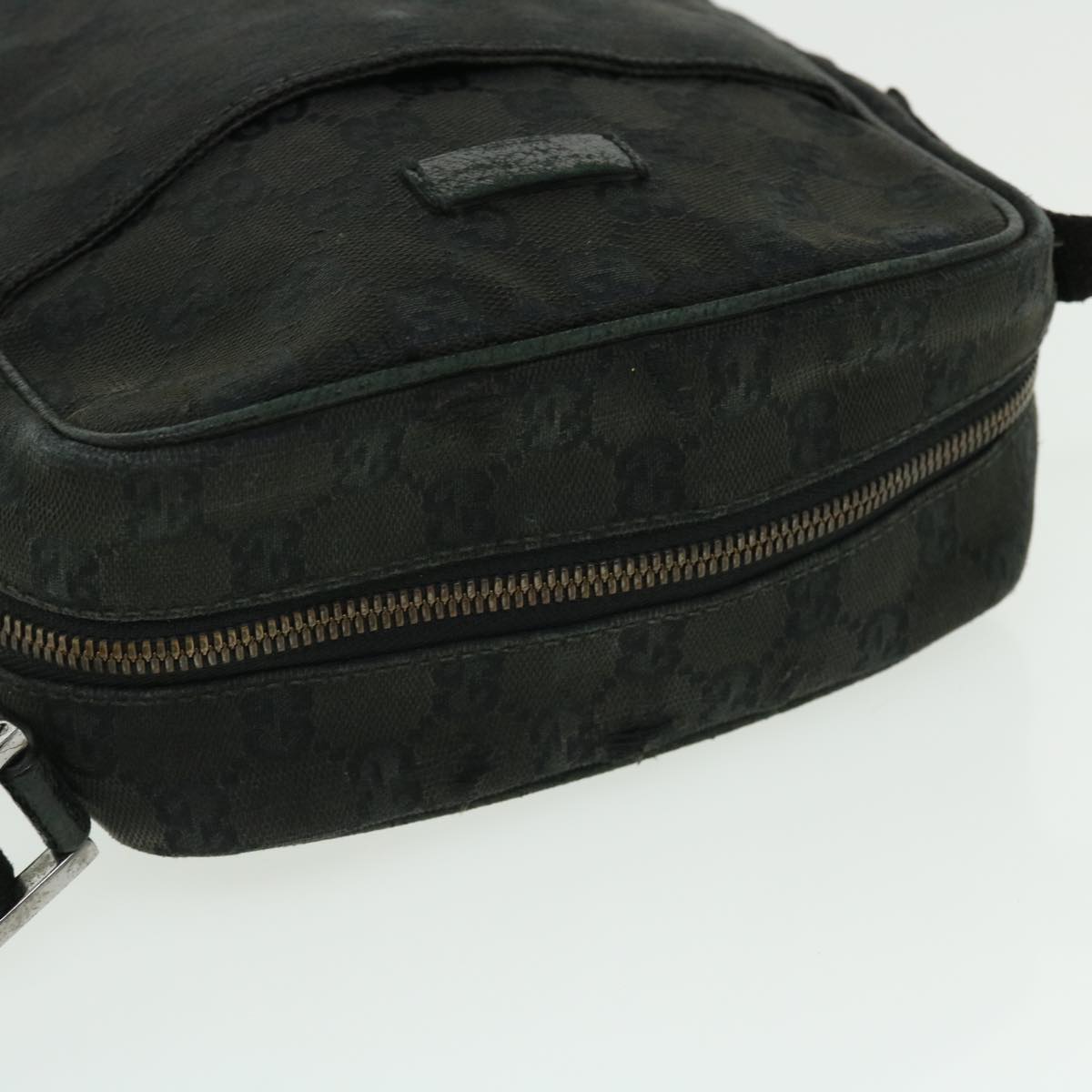 GUCCI GG Canvas Shoulder Bag Black 122759 51647