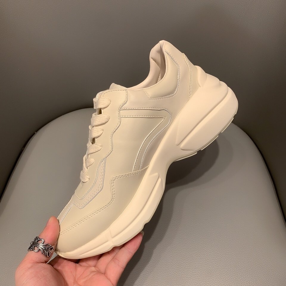 GLM-GCI  RHYTON SNEAKER WITH RIDE A HORSE 132