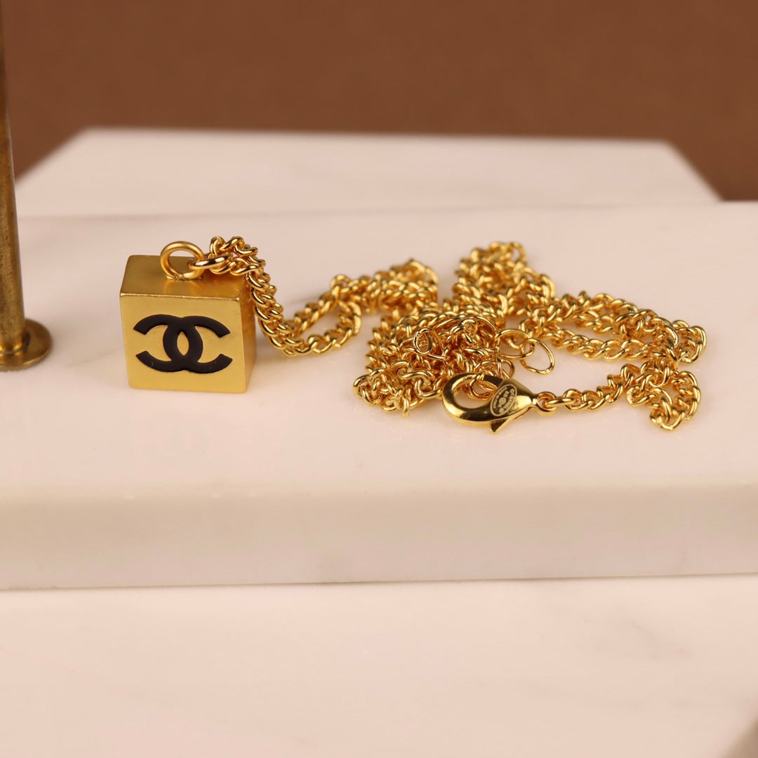 GLM - Top Quality Necklace CHL038