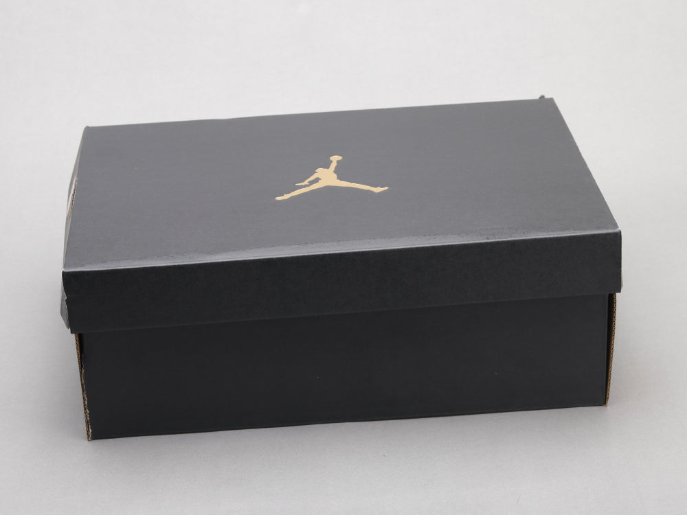 GLM - AJ1 white blue lightning