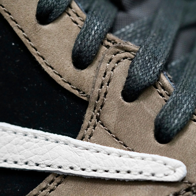 GLM - TS x AJ1 Barb Low Top
