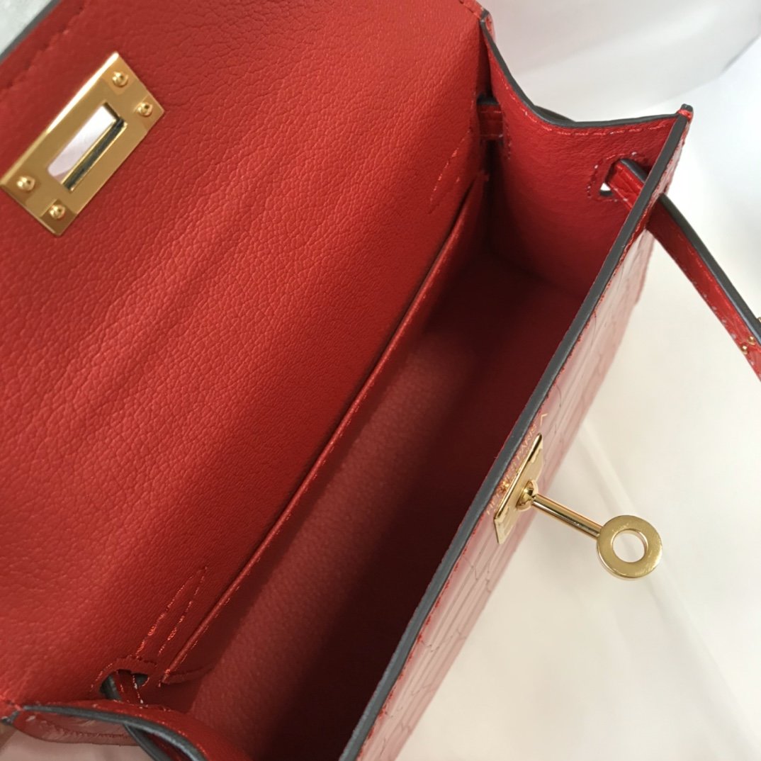 GLAMI Kelly Red For Women Gold Toned Hardware 7.8in/20cm