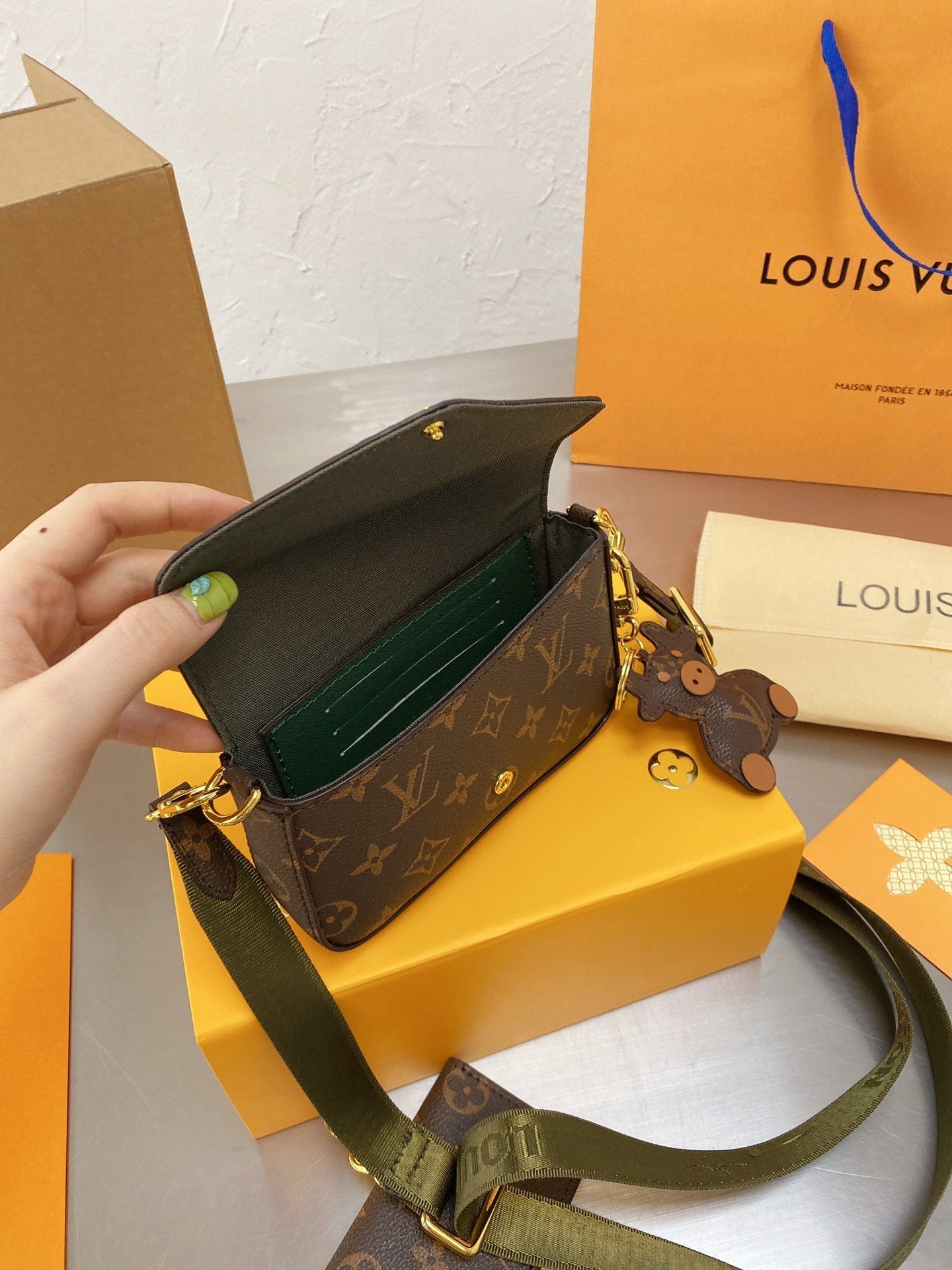 GLM - Top Quality Bags LUV 066