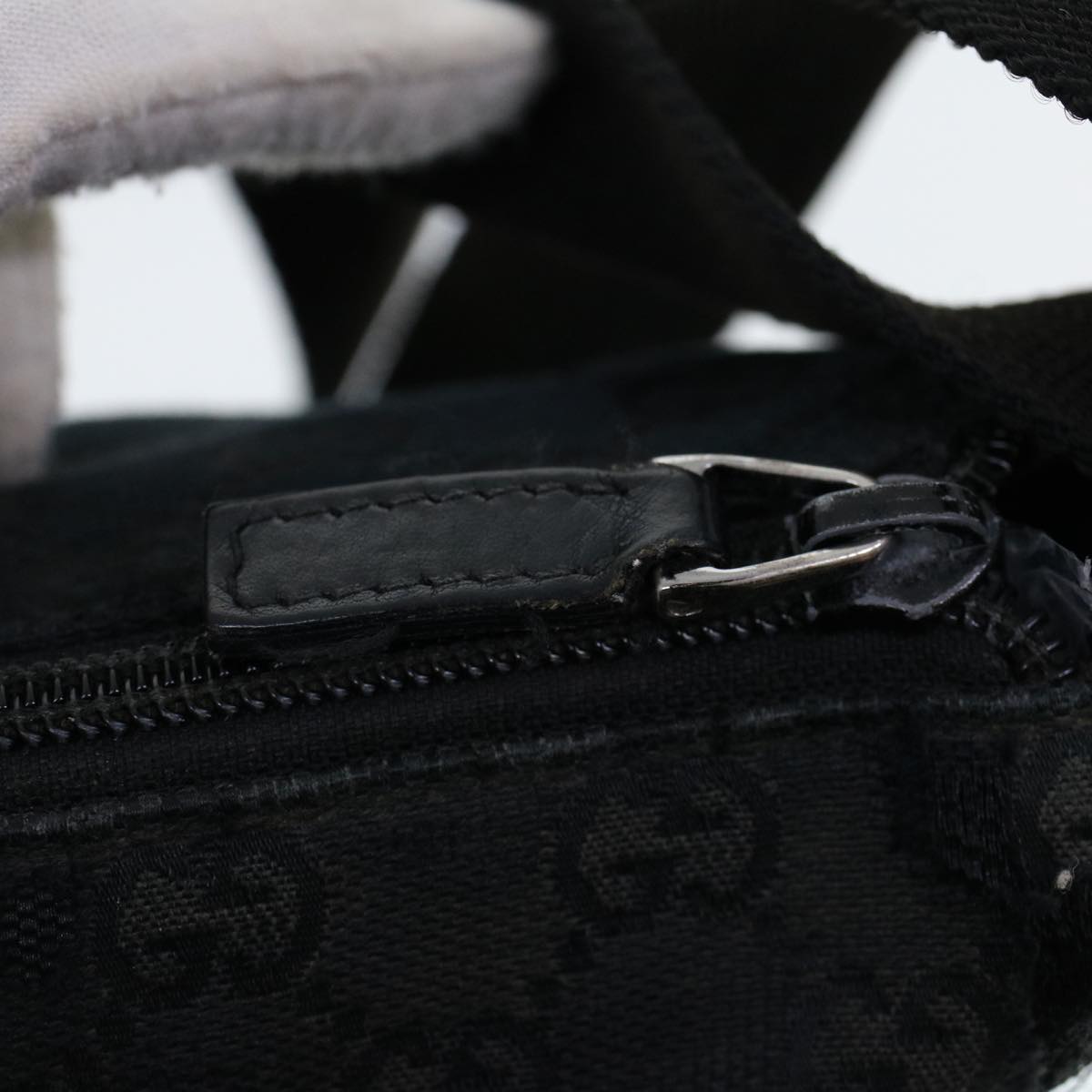 GUCCI GG Canvas Shoulder Bag Black 53665