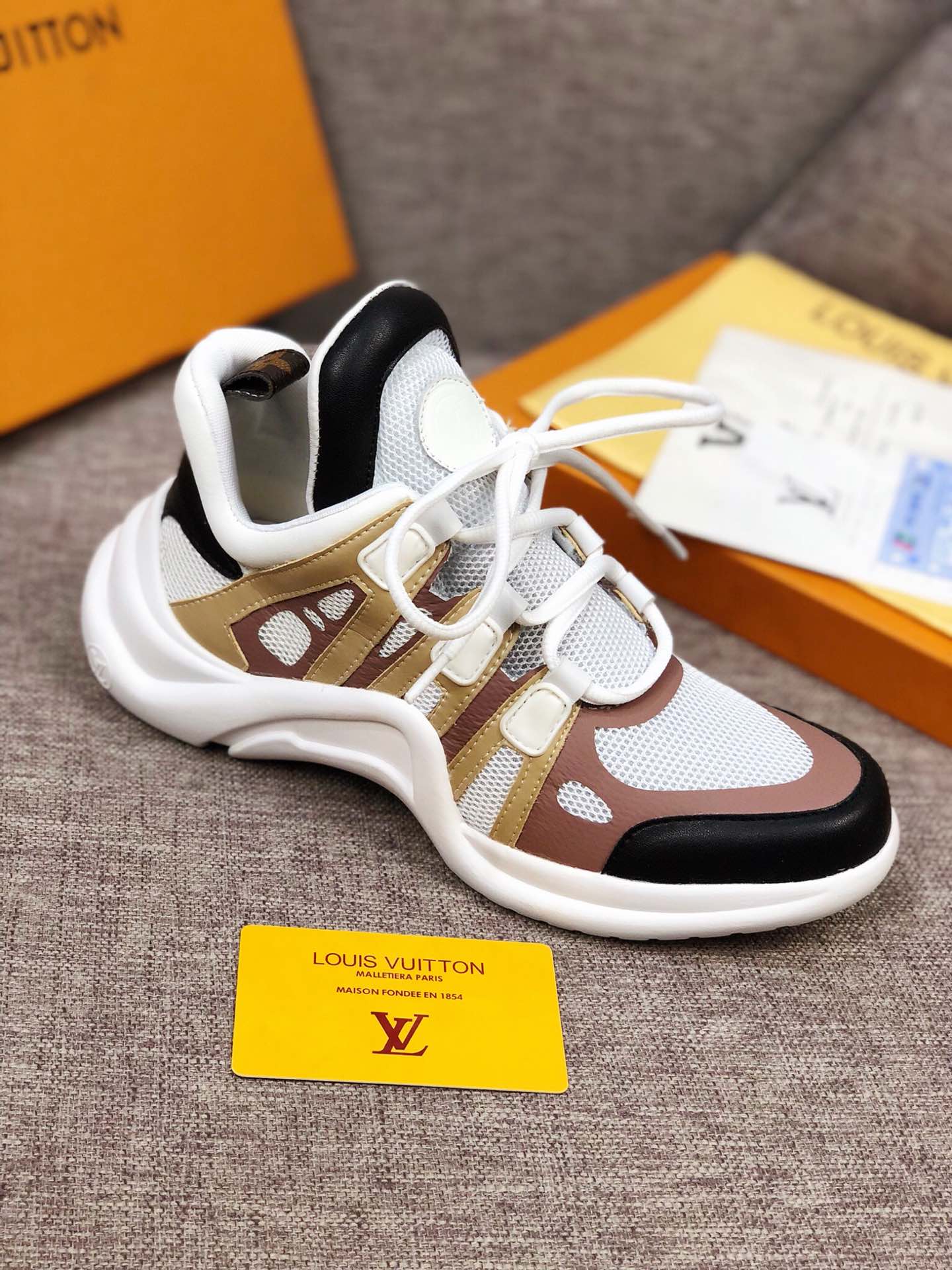 GLM - LUV Archlight Brown Black Sneaker