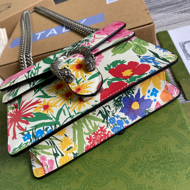 GLM - gg Bags - 2010