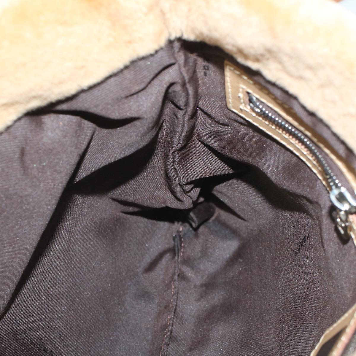 FENDI Shoulder Bag fur Brown 54120