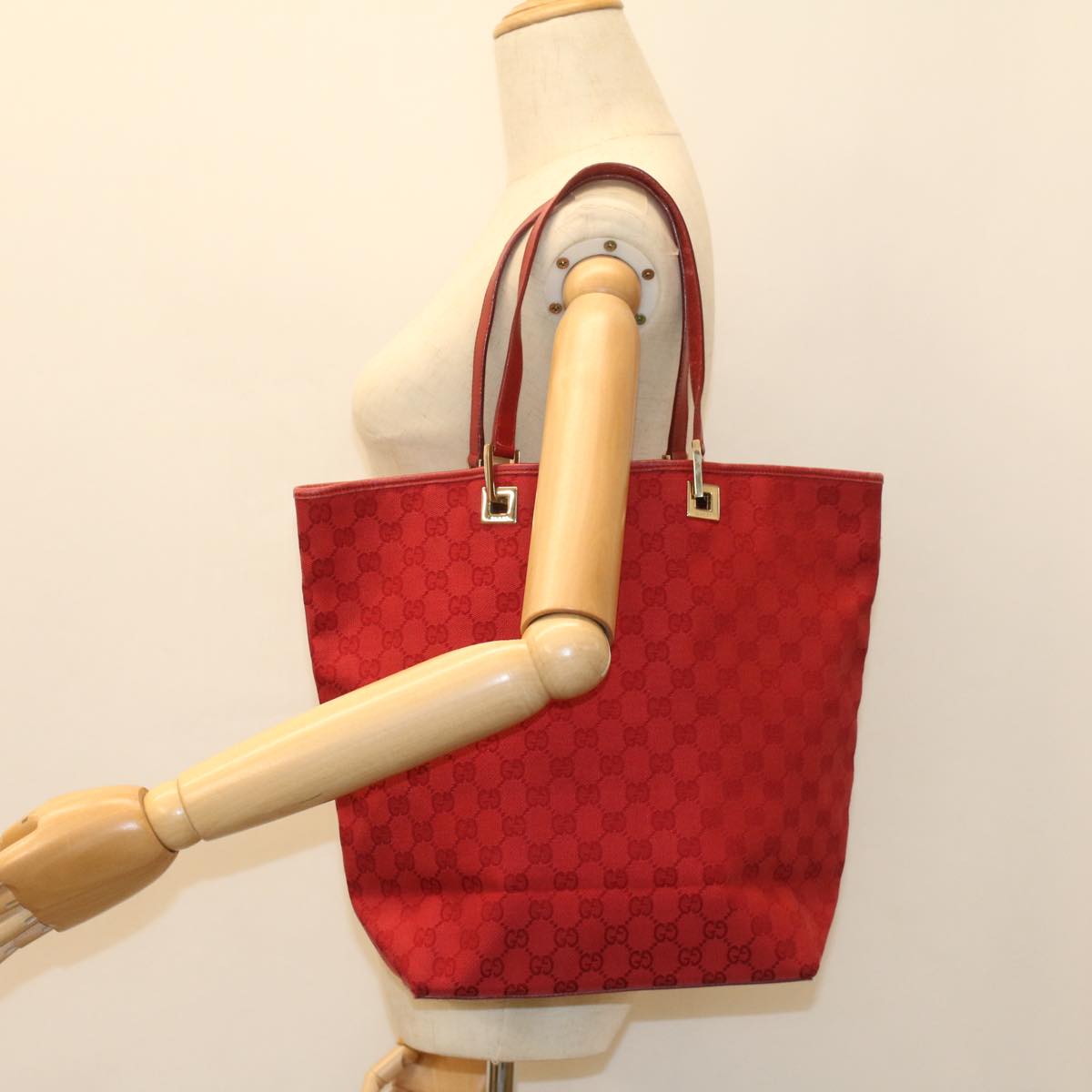 GUCCI GG Canvas Tote Bag Red 002 1098 3444 54328