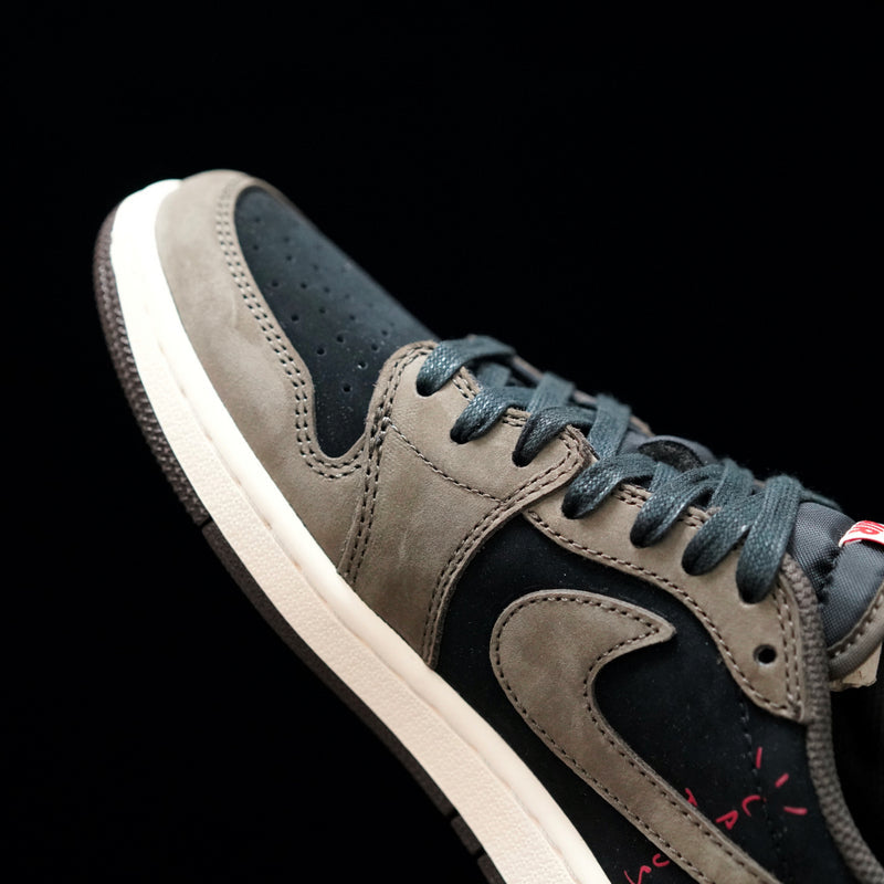 GLM - TS x AJ1 Barb Low Top