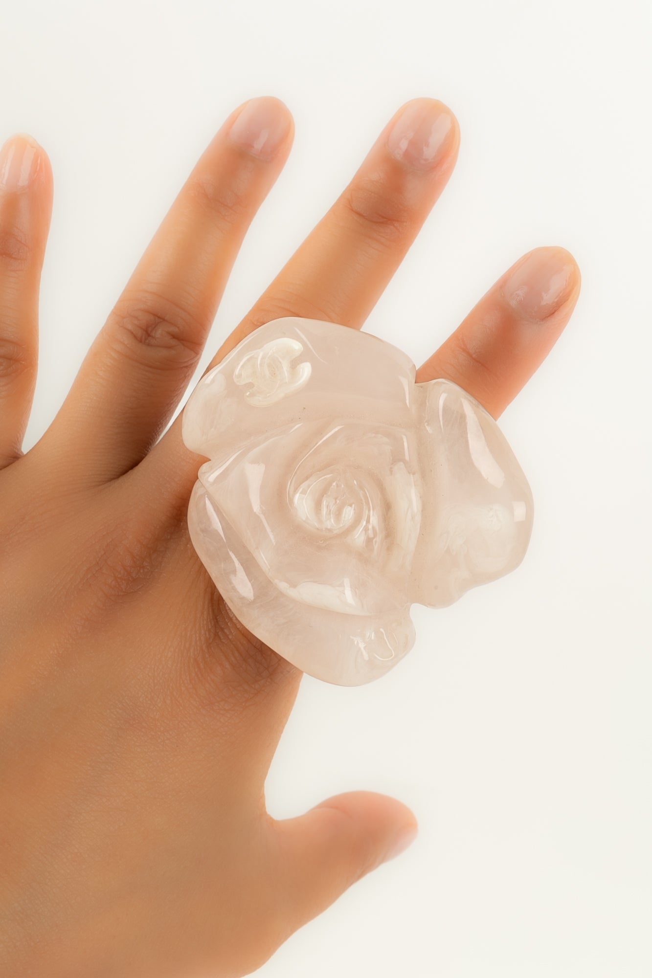Bague camÃƒÆ’Ã‚Â©lia Chanel 2002