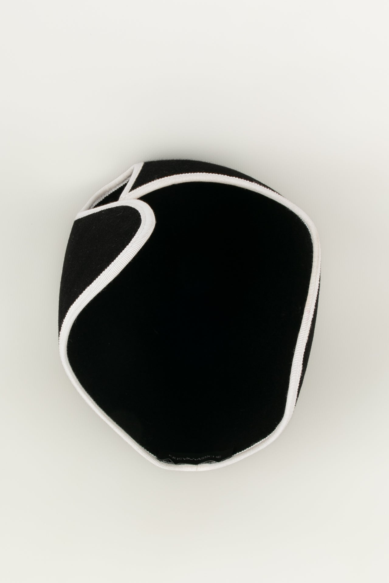 Chapeau Kris Van Assche