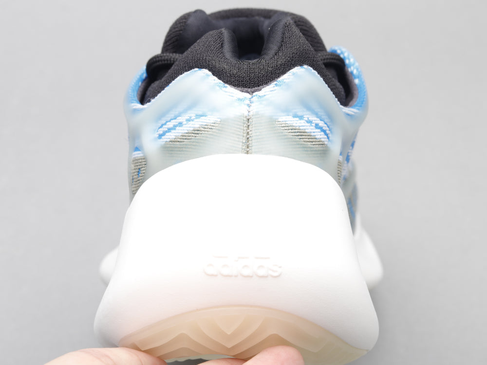 GLM - Yzy 700 Arzareth Sneaker