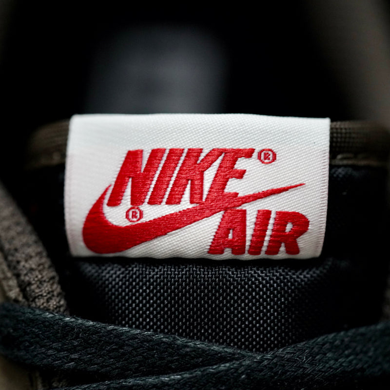 GLM - TS x AJ1 Barb Low Top