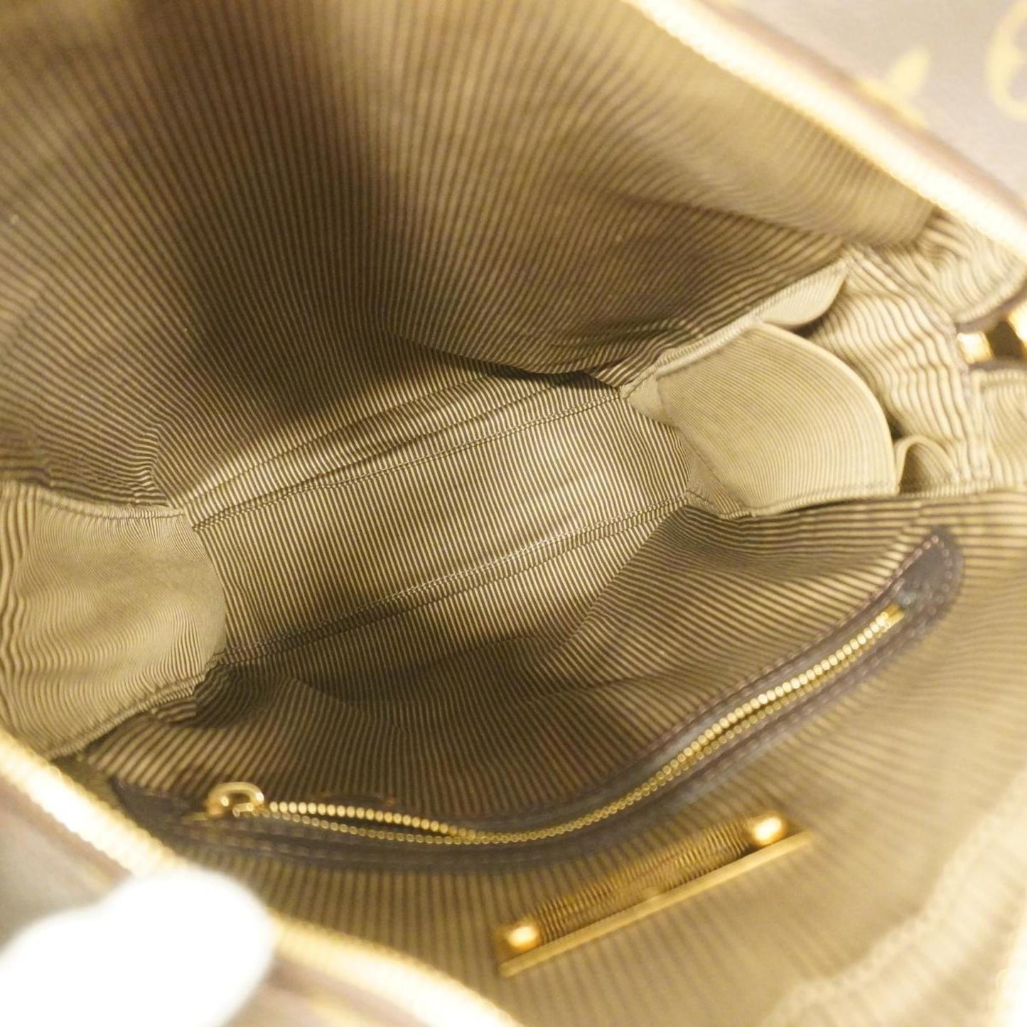 Louis Vuitton Bequia  Canvas Handbag ()