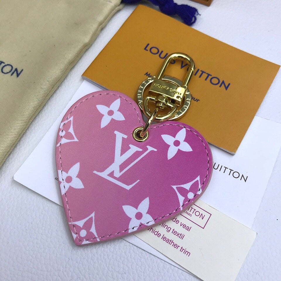 GLM - Top Quality Keychains LUV 010