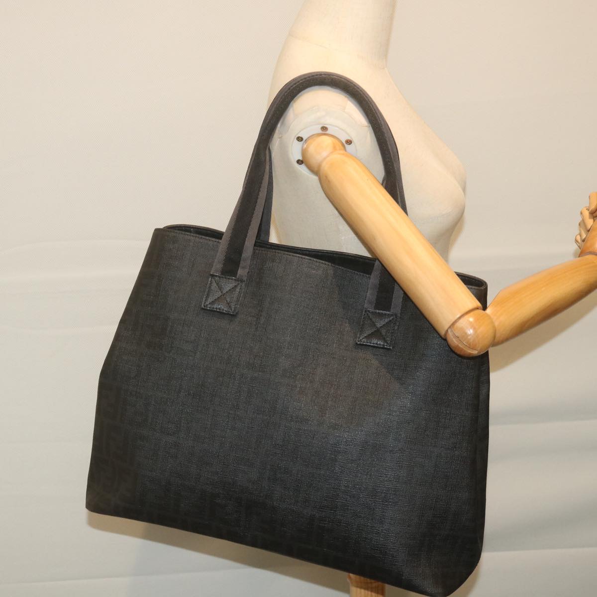 FENDI Zucca Canvas Tote Bag Black 59554