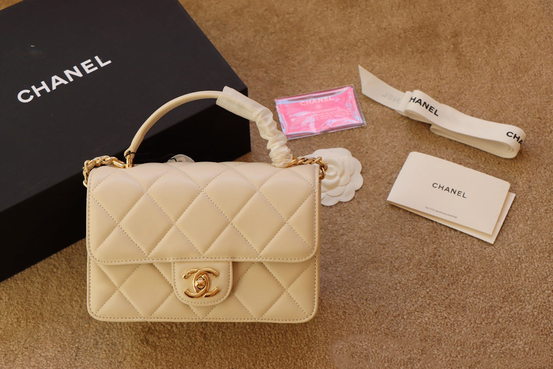 Designer bags by Chanel 313