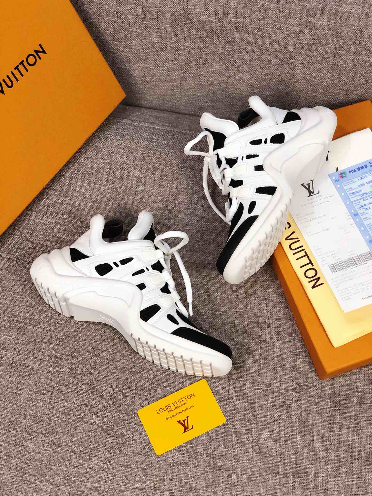 GLM - LUV Archlight Black White Sneaker