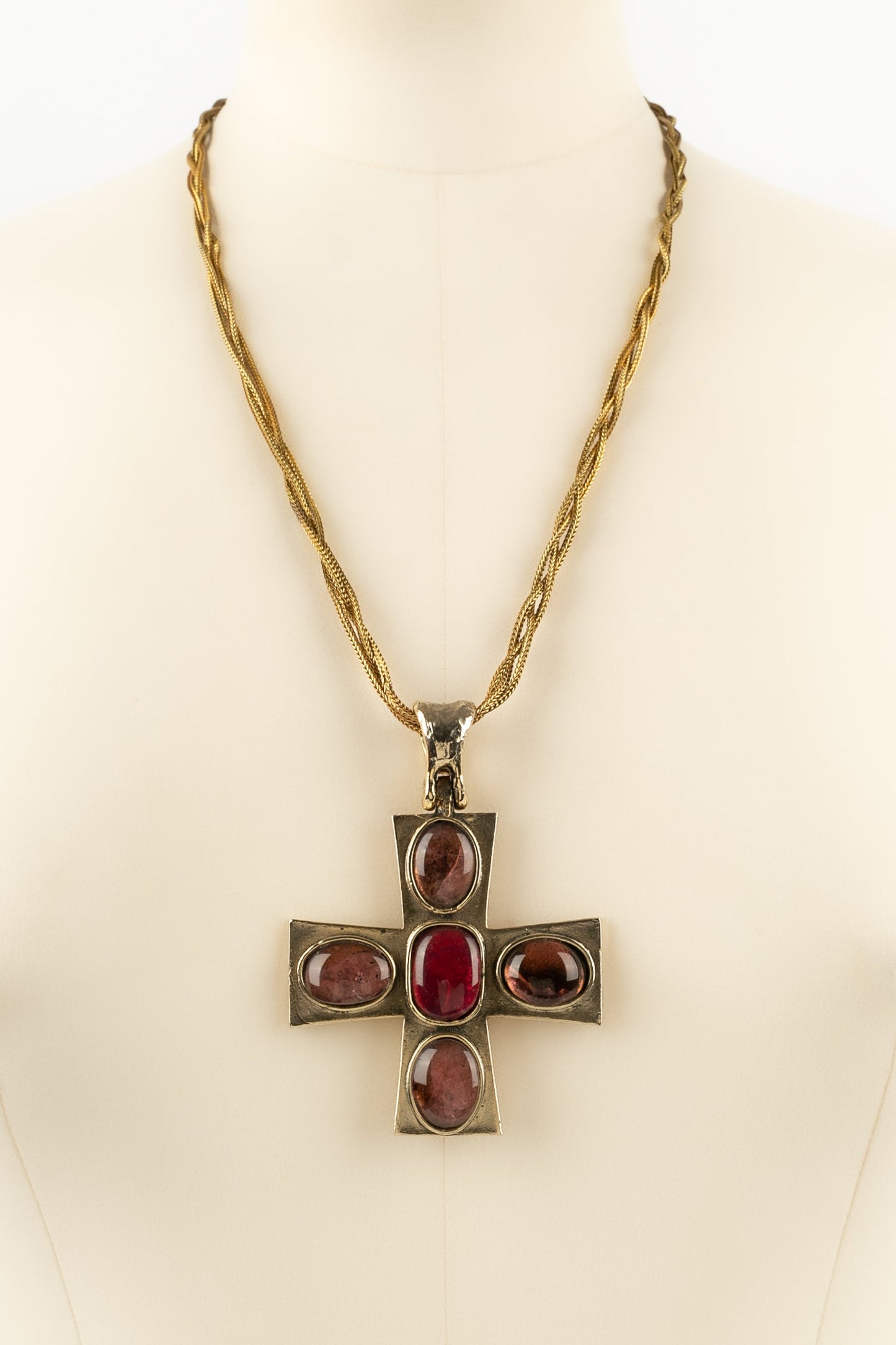 Collier croix Les Paruriers
