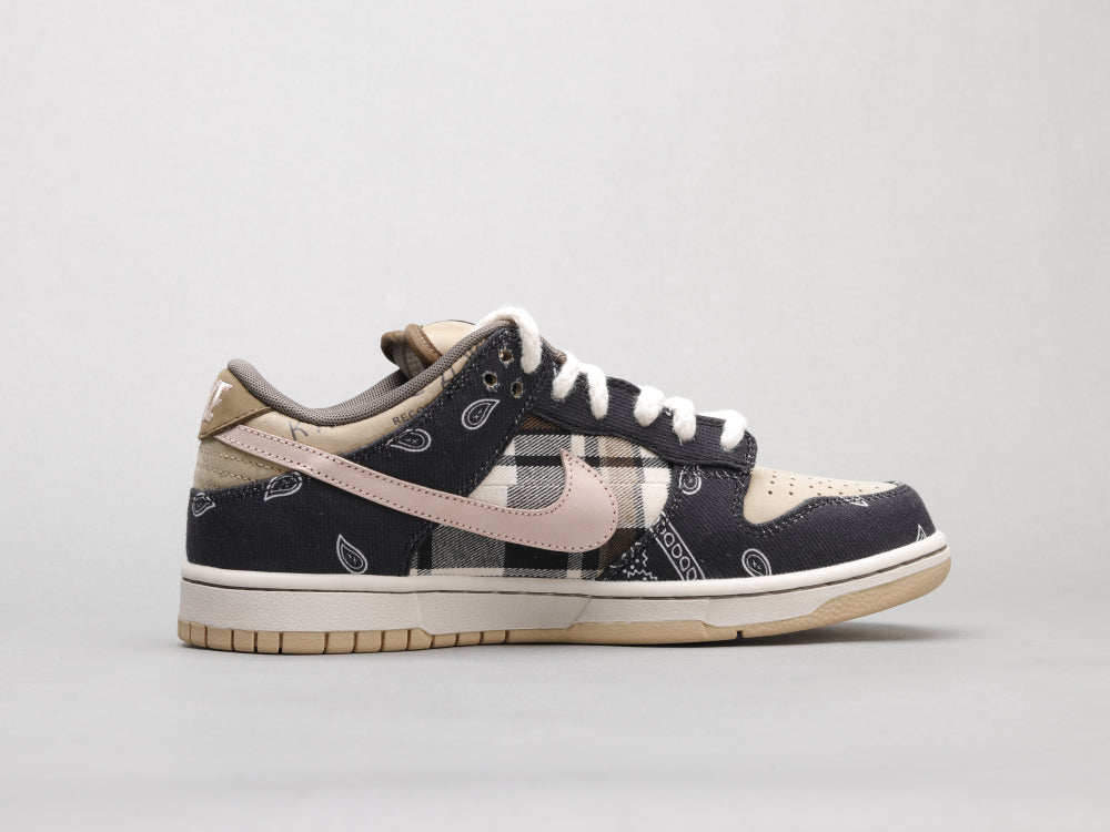 GLM - Travis Scott x SB Dunk Low Cashew Blossom