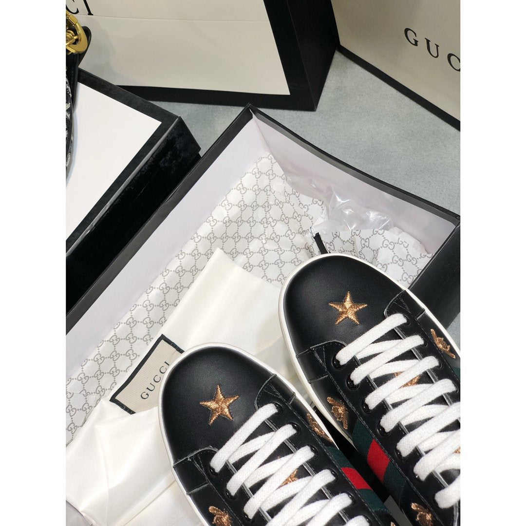 GLM-GCI  Ace Embroidered 'Bees and Stars Sneaker 064