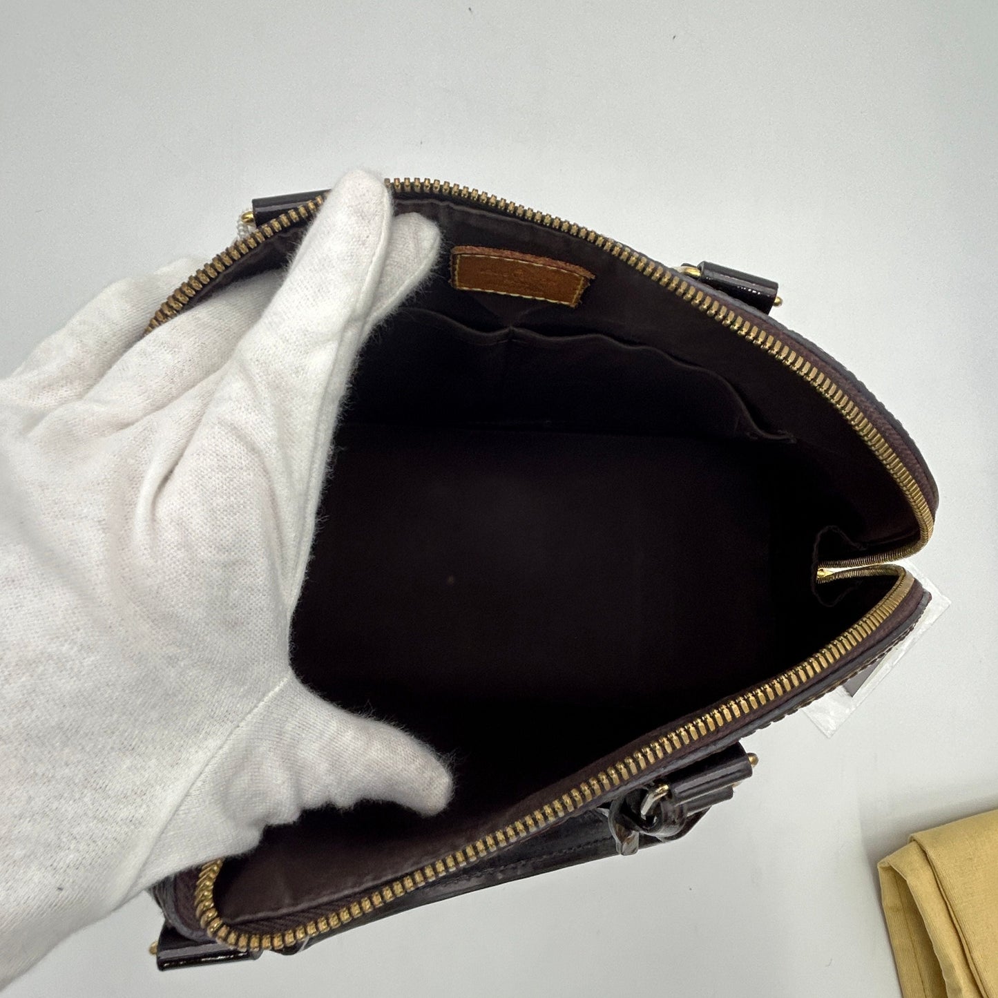 Louis Vuitton Vernis Patent Leather Alma - Black Handle Bags, Handbags LA6559