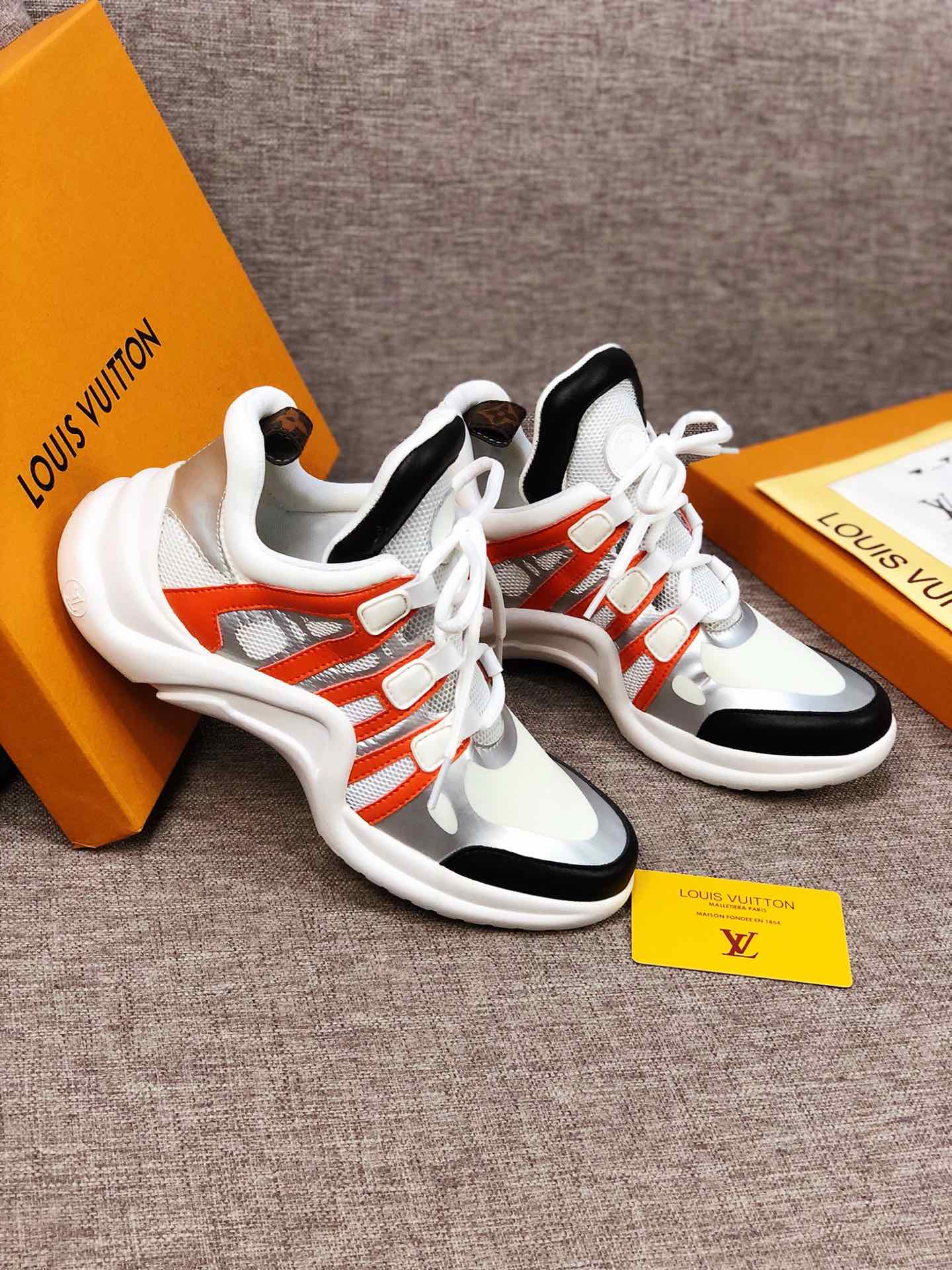 GLM - LUV Archlight White Black Orange Sneaker