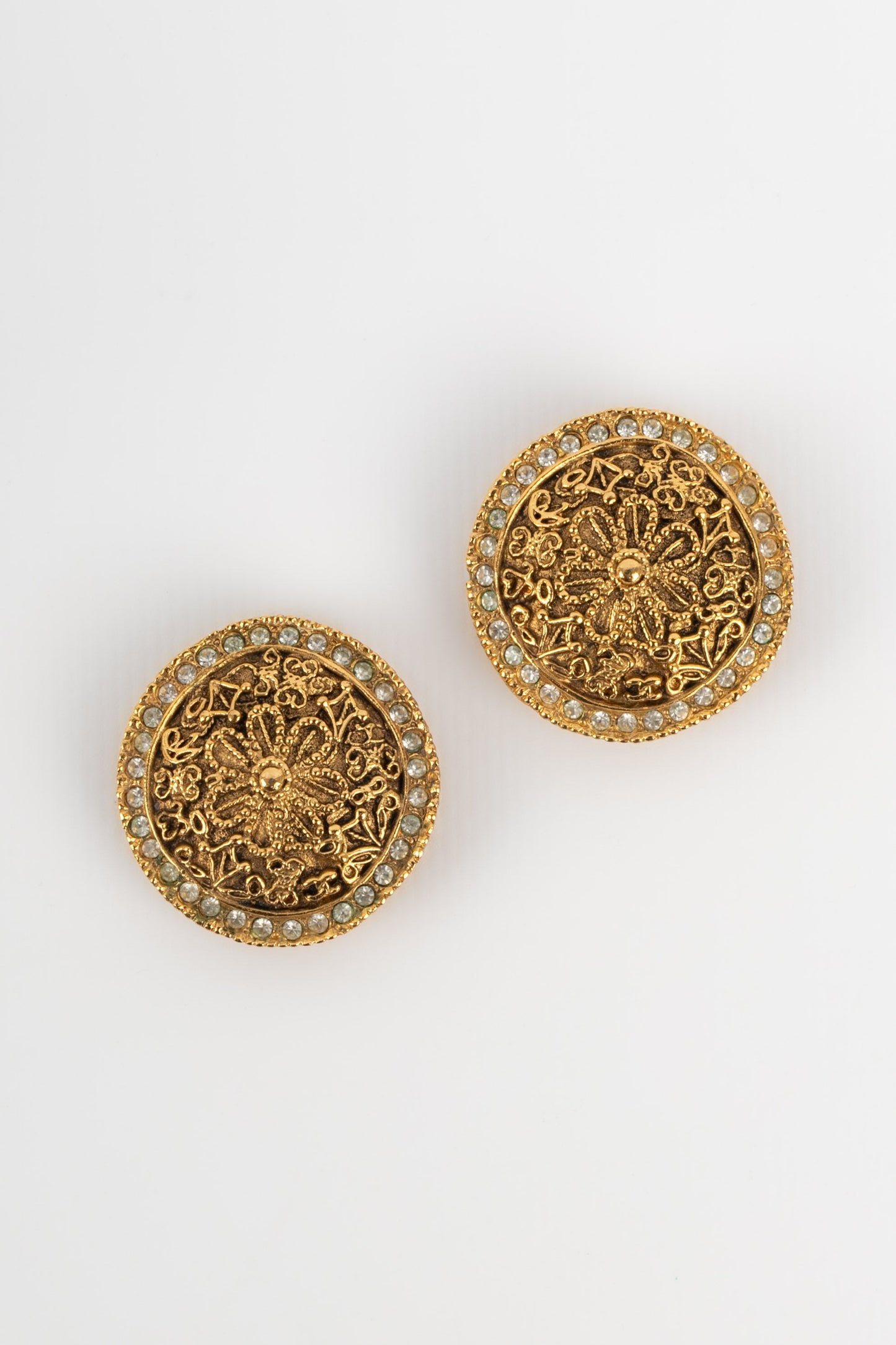 Boucles d'oreilles dorÃ©es Chanel