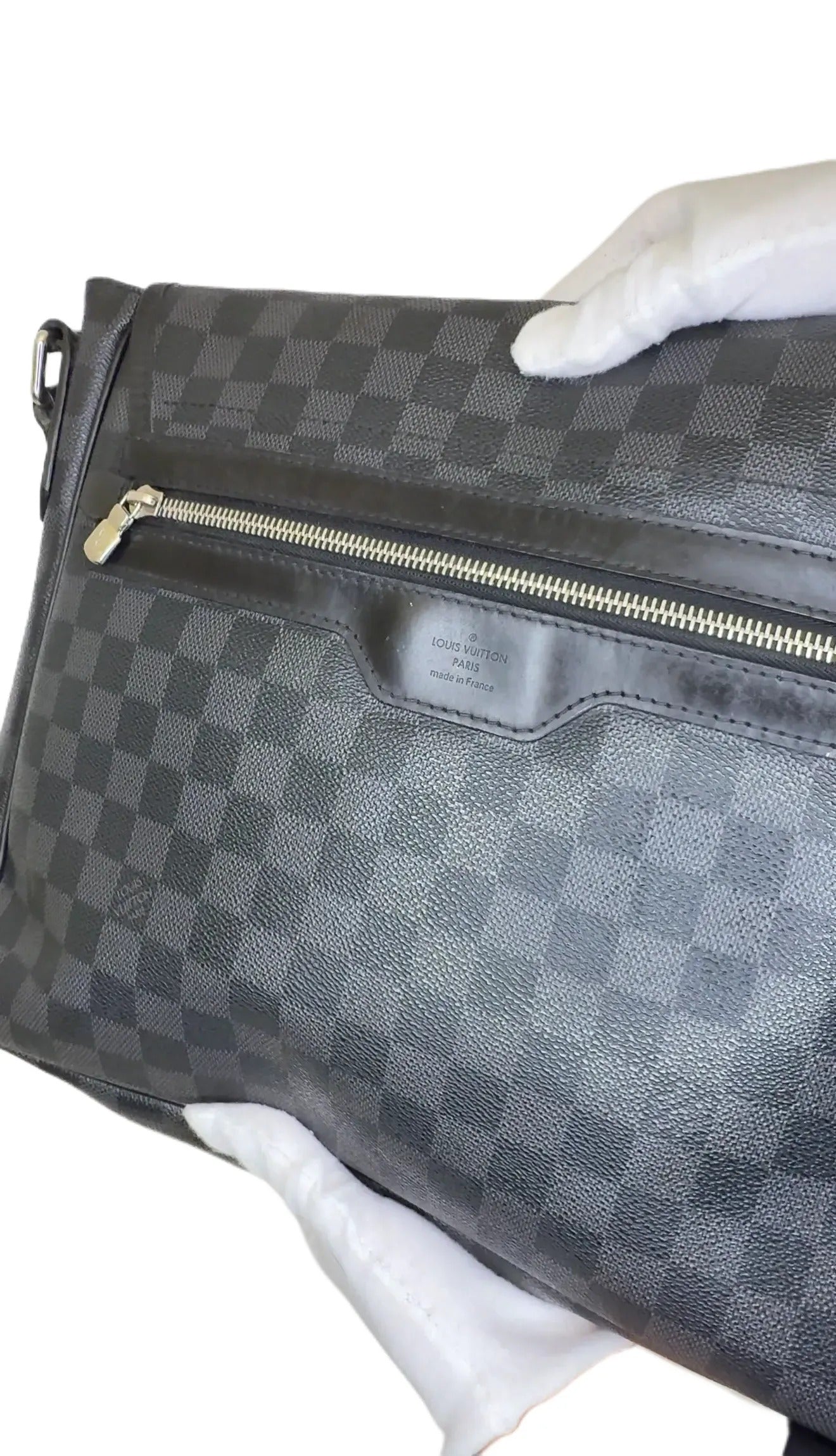 Louis Vuitton Daniel Messenger Bag Damier Graphite MM Black B19-3