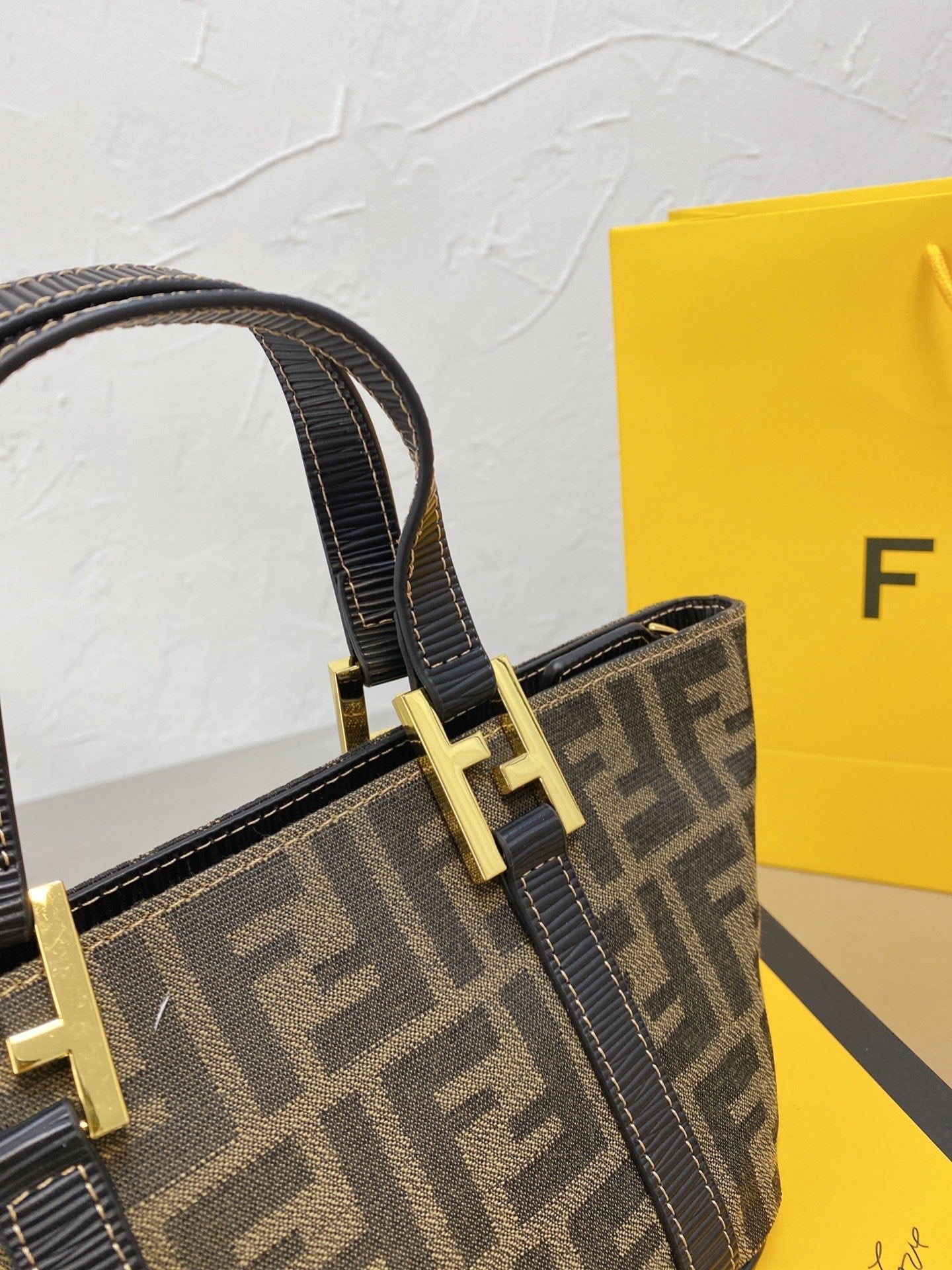 GLM - Top Quality Bags FEI 105
