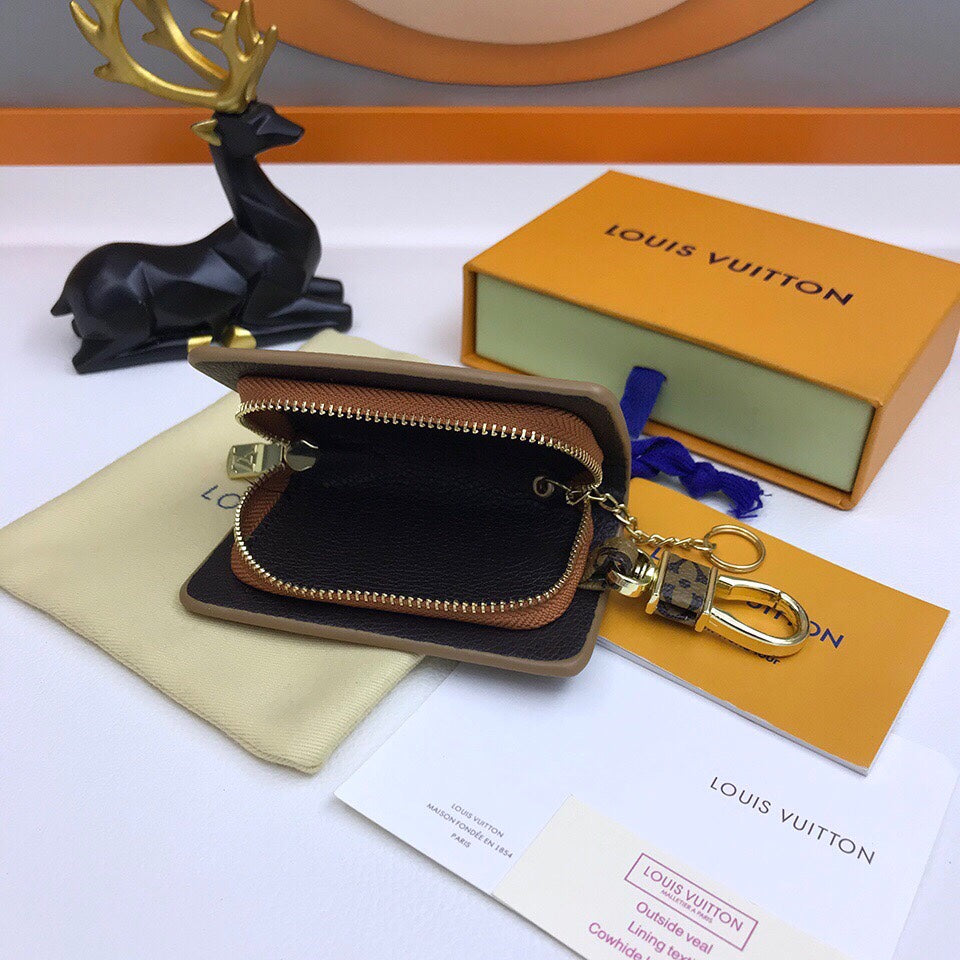GLM -Top Quality Keychains LUV 065
