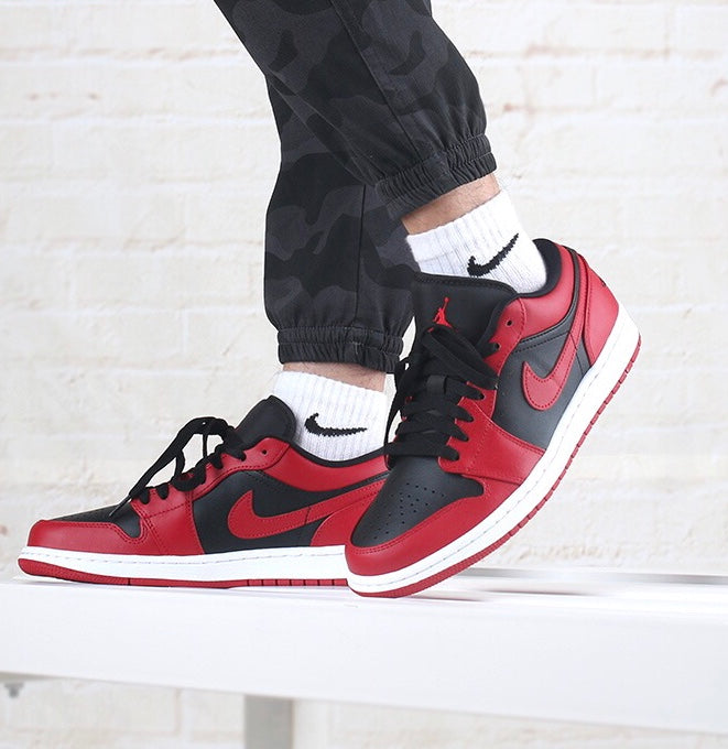 GLM - AJ1 Reverse black and red forbidden to wear