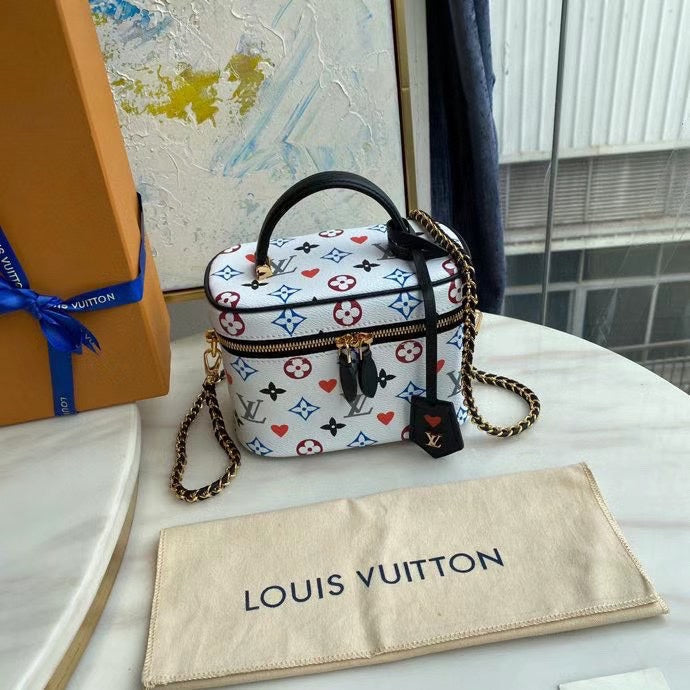 LOV2 Bags - Luxurious Bags  2498
