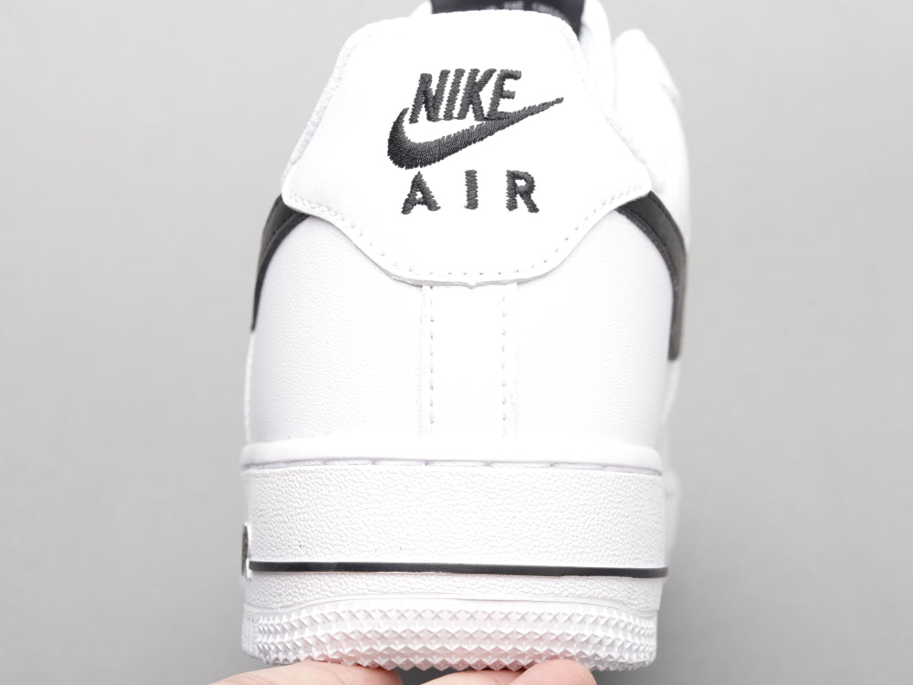 GLM - AF1 White and black low gang