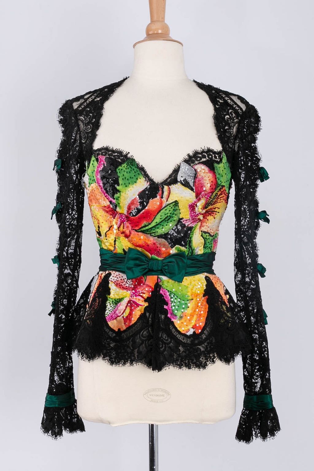 Ensemble en guipure Loris Azzaro