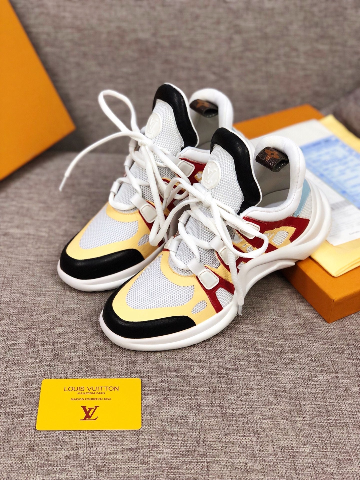 GLM - LUV Archlight Red Yellow Sneaker