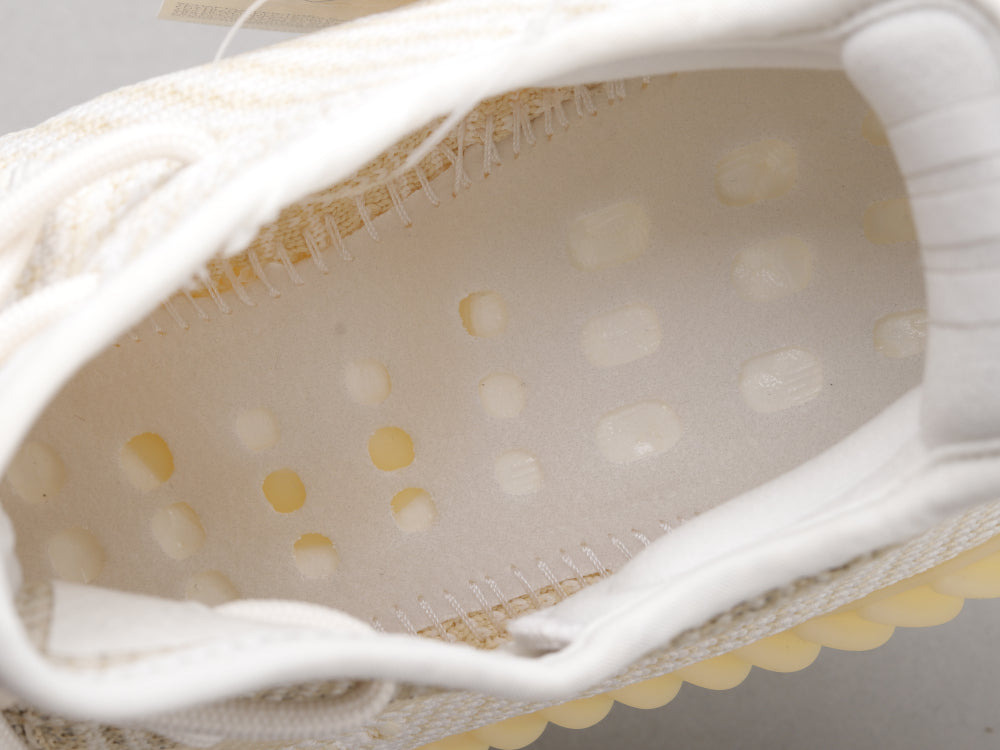 GLM - Yzy 350 Natural Oxidized Angel Sneaker