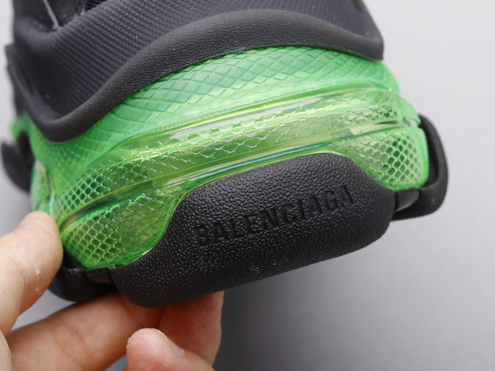 GLM - Bla Triple S Black Green Sneaker