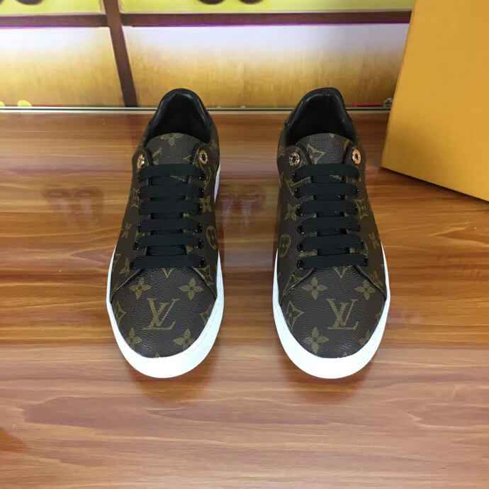 GLM - Top Quality Luv Sneaker 048