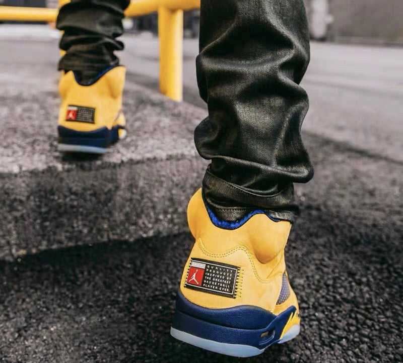 GLM - AJ5 Michigan black and yellow