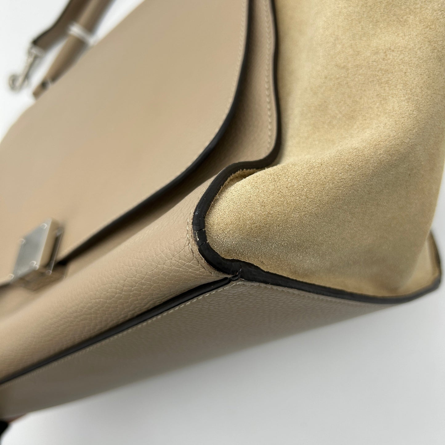 CÃƒÆ’Ã‚Â©line Trapeze Beige Leather Suede Medium Shoulder Bag