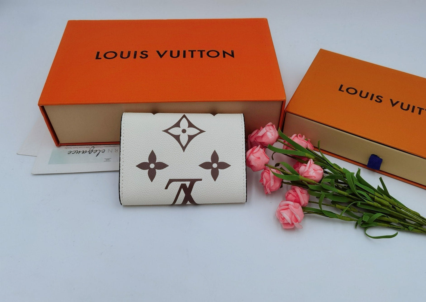 GLM - Top Quality Wallet LUV 001