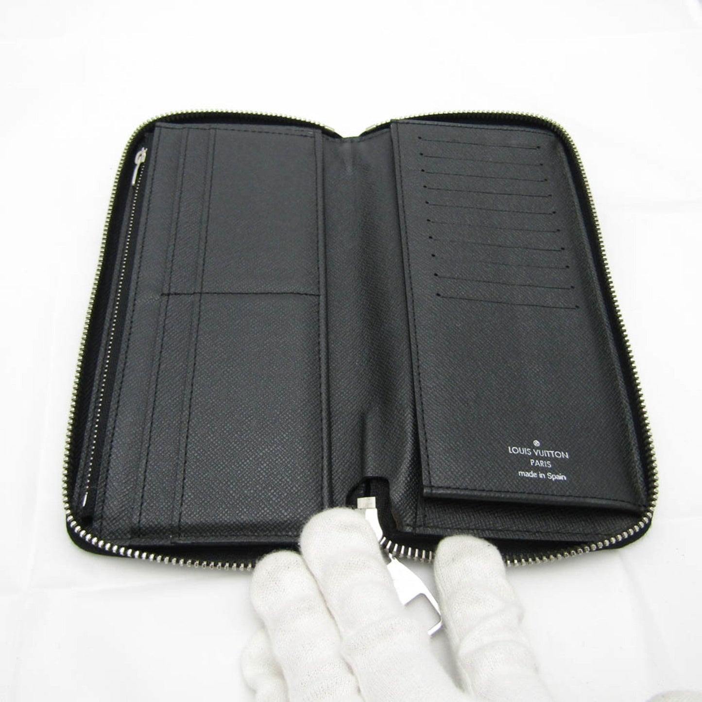 Louis Vuitton Zippy  Leather Wallet  ()