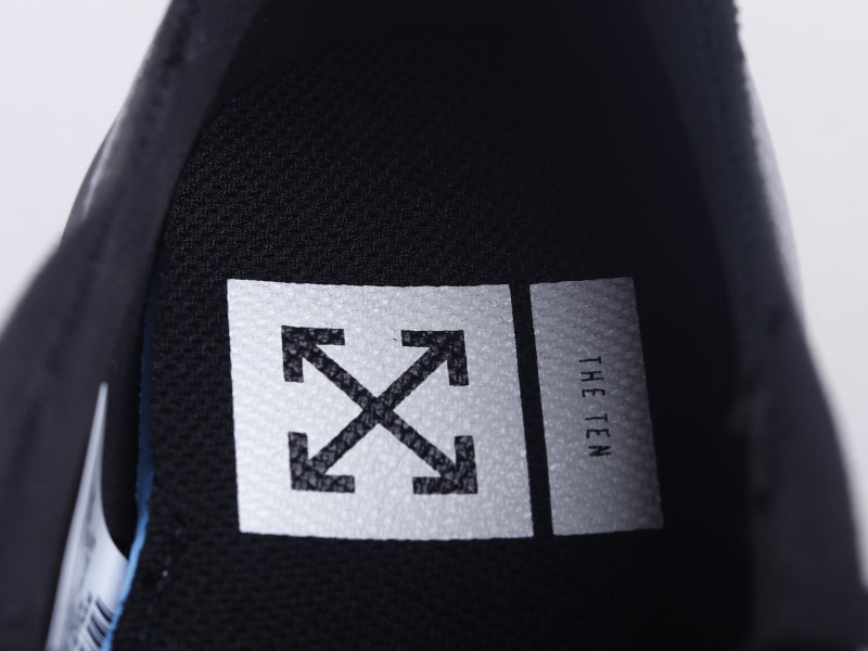 GLM - Max97 black and white