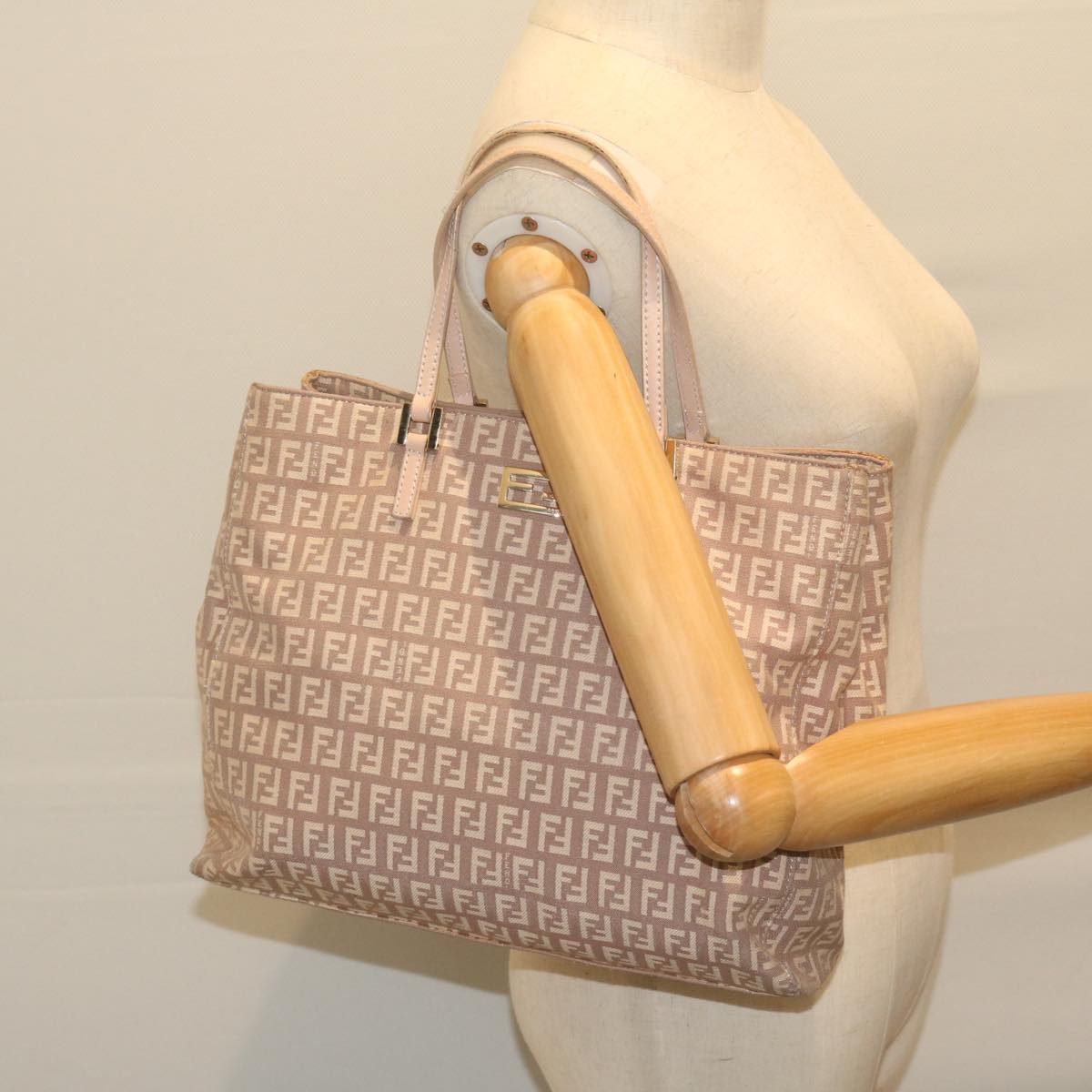 FENDI Zucchino Canvas Hand Bag Beige 61442