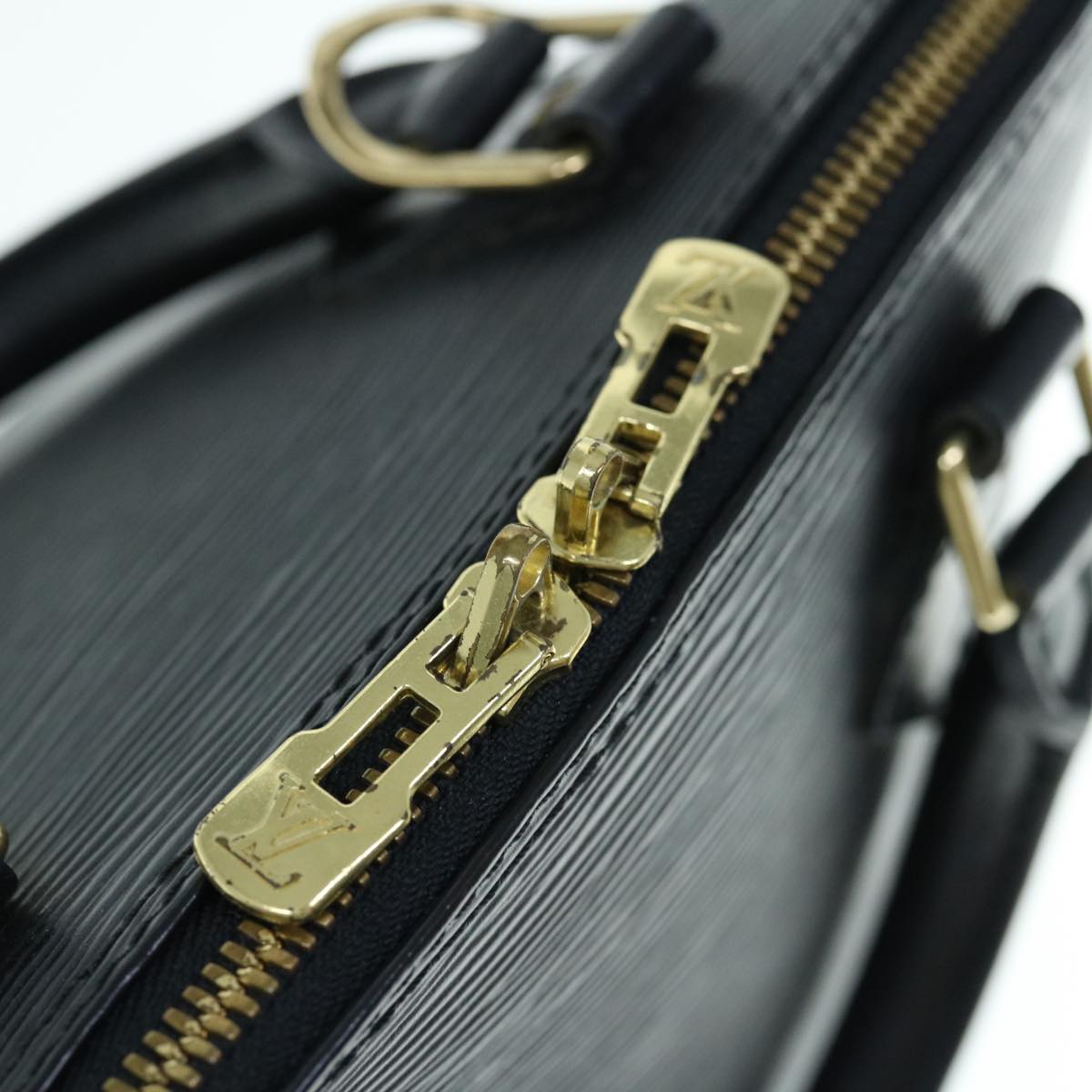 LOUIS VUITTON Epi Alma Hand Bag Black M52142 LV 61606