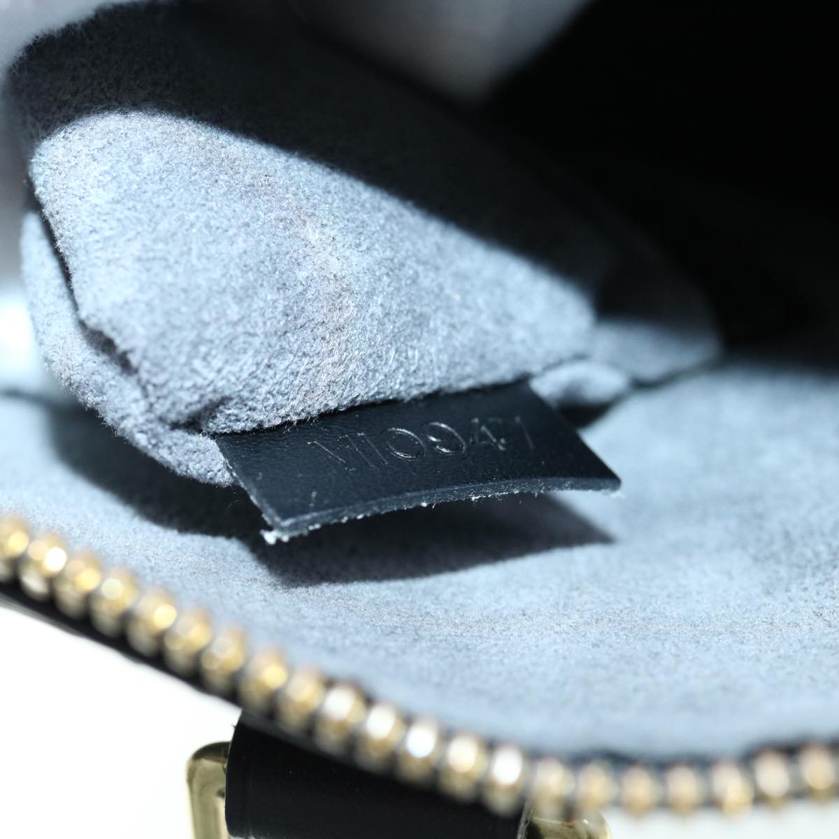 LOUIS VUITTON Epi Alma Hand Bag Black M52142 LV 61606